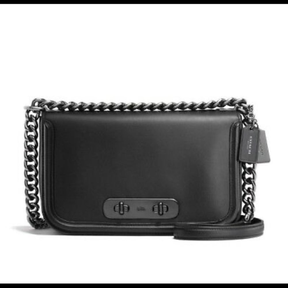 Coach 54640 Swagger Black Leather Shoulder Bag